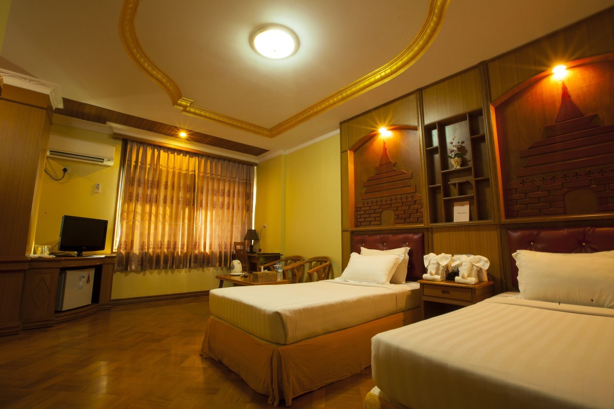 Hotel Queen Mandalay Exterior foto